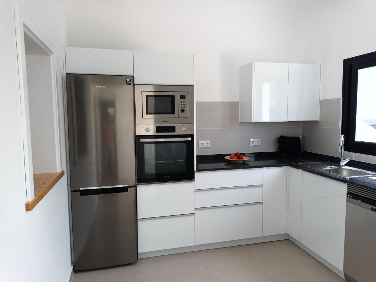 Apartamentos Falcon Tinajo Eksteriør billede
