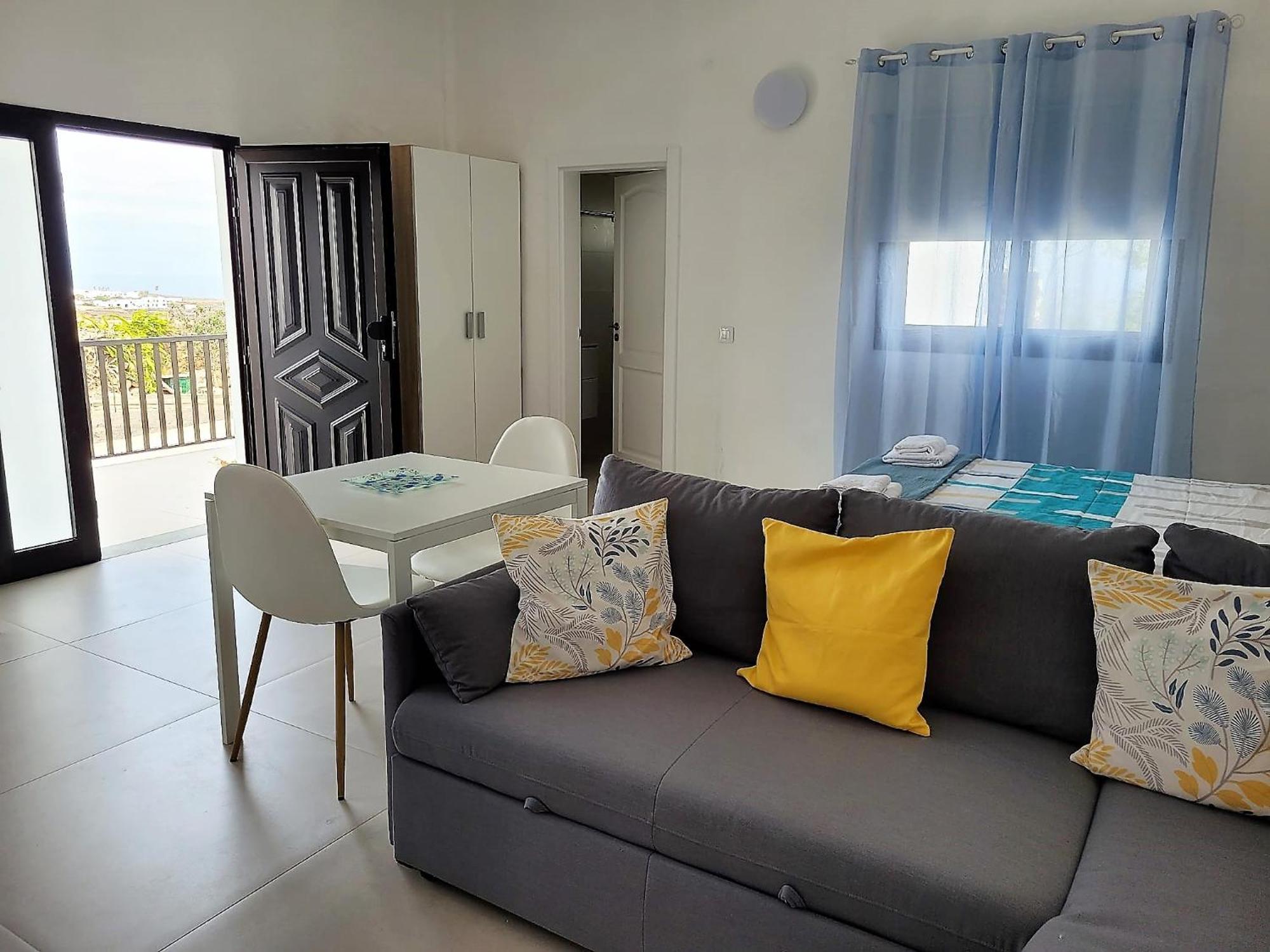 Apartamentos Falcon Tinajo Eksteriør billede